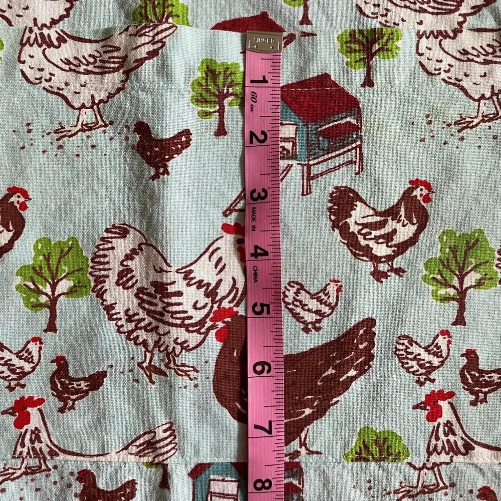 Crate & Barrel I Farmhouse Hen Apron